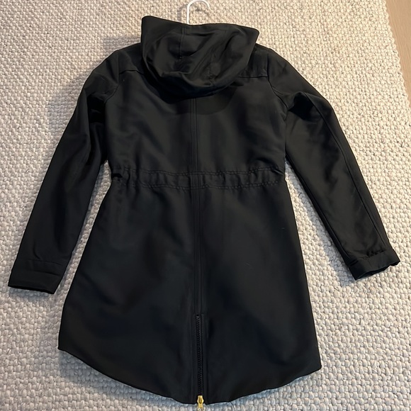 Vero Moda Lightweight Hooded Jacket - Picture 11 of 11